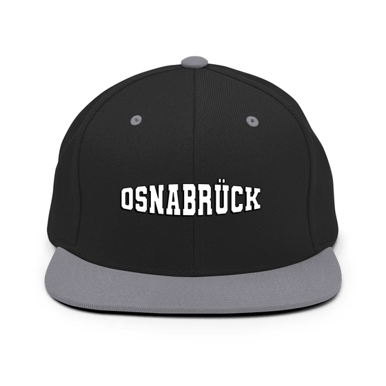 Osnabrück Cap mit Varsity1-Design (Schwarz/ Silber)